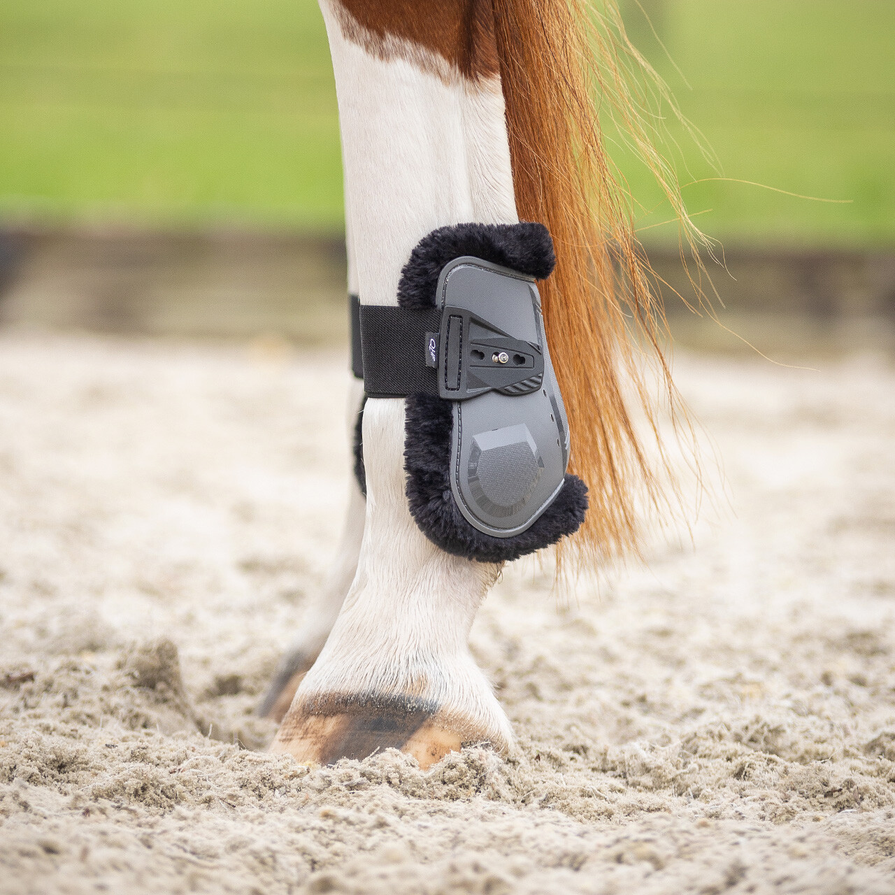 QHP BAGBENSGAMACHER SENSISOFT – GRÅ – Pony
